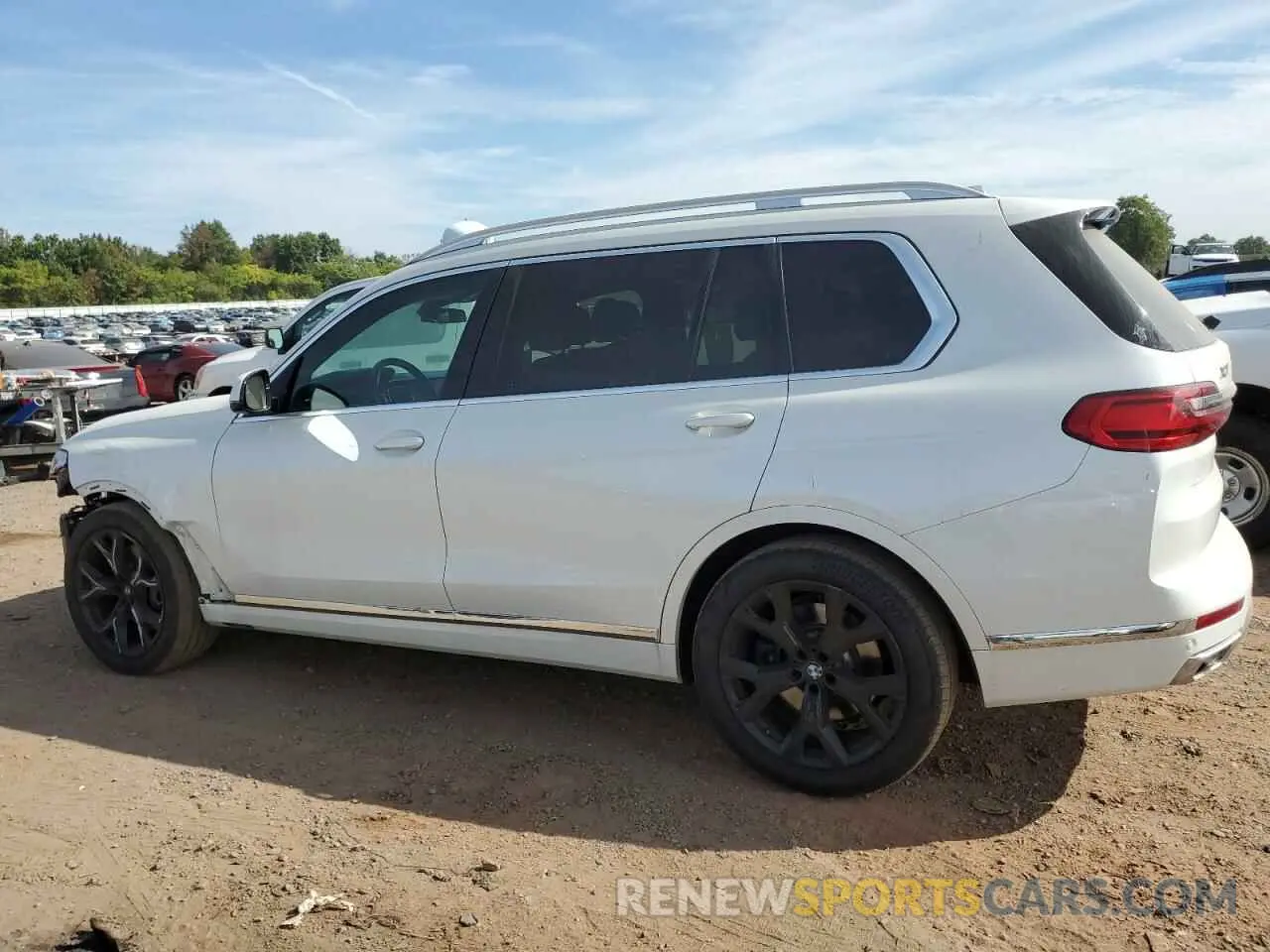 2 Photograph of a damaged car 5UXCW2C03L9B11615 BMW X7 2020