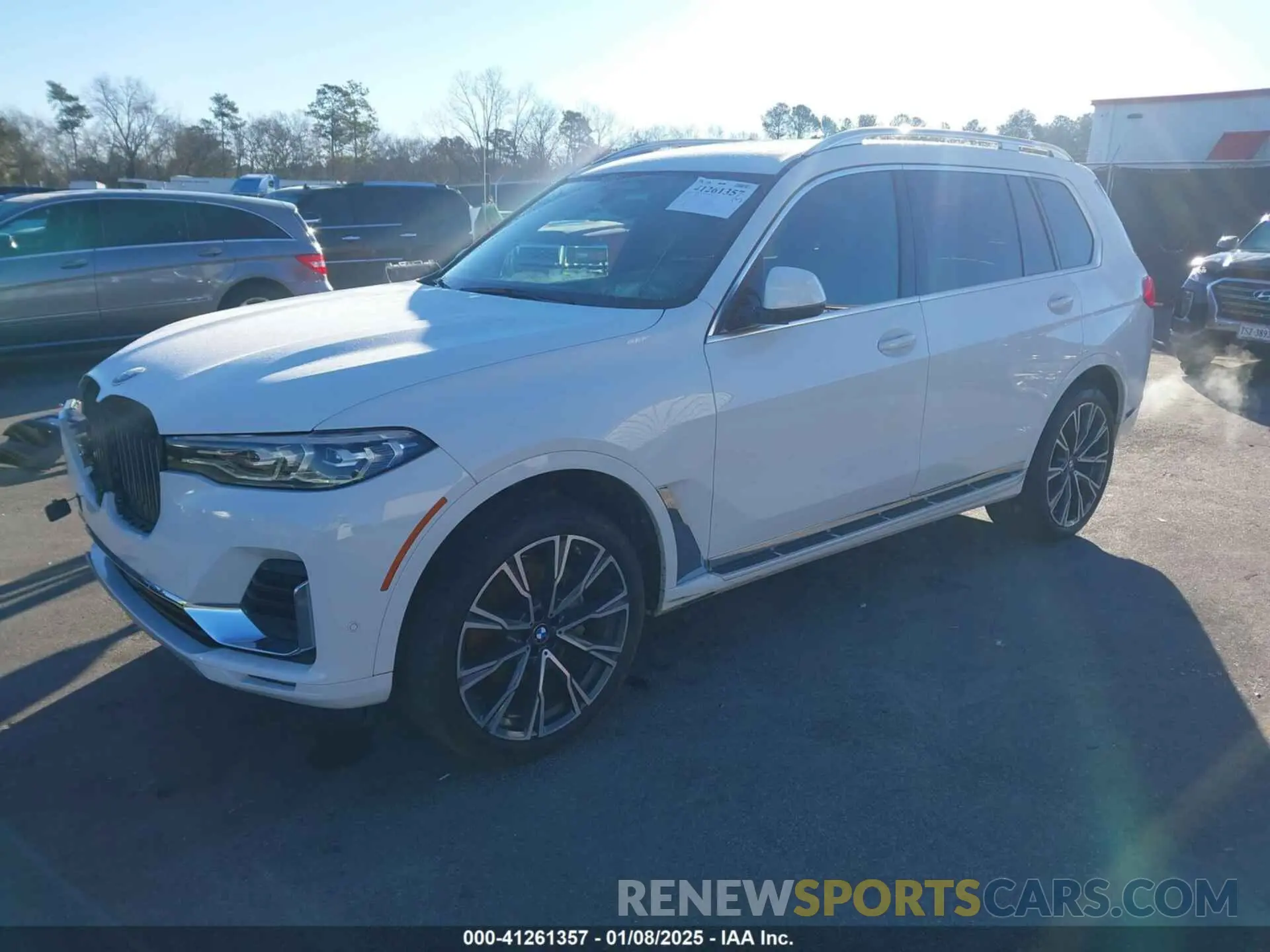 2 Photograph of a damaged car 5UXCW2C03L9C67539 BMW X7 2020