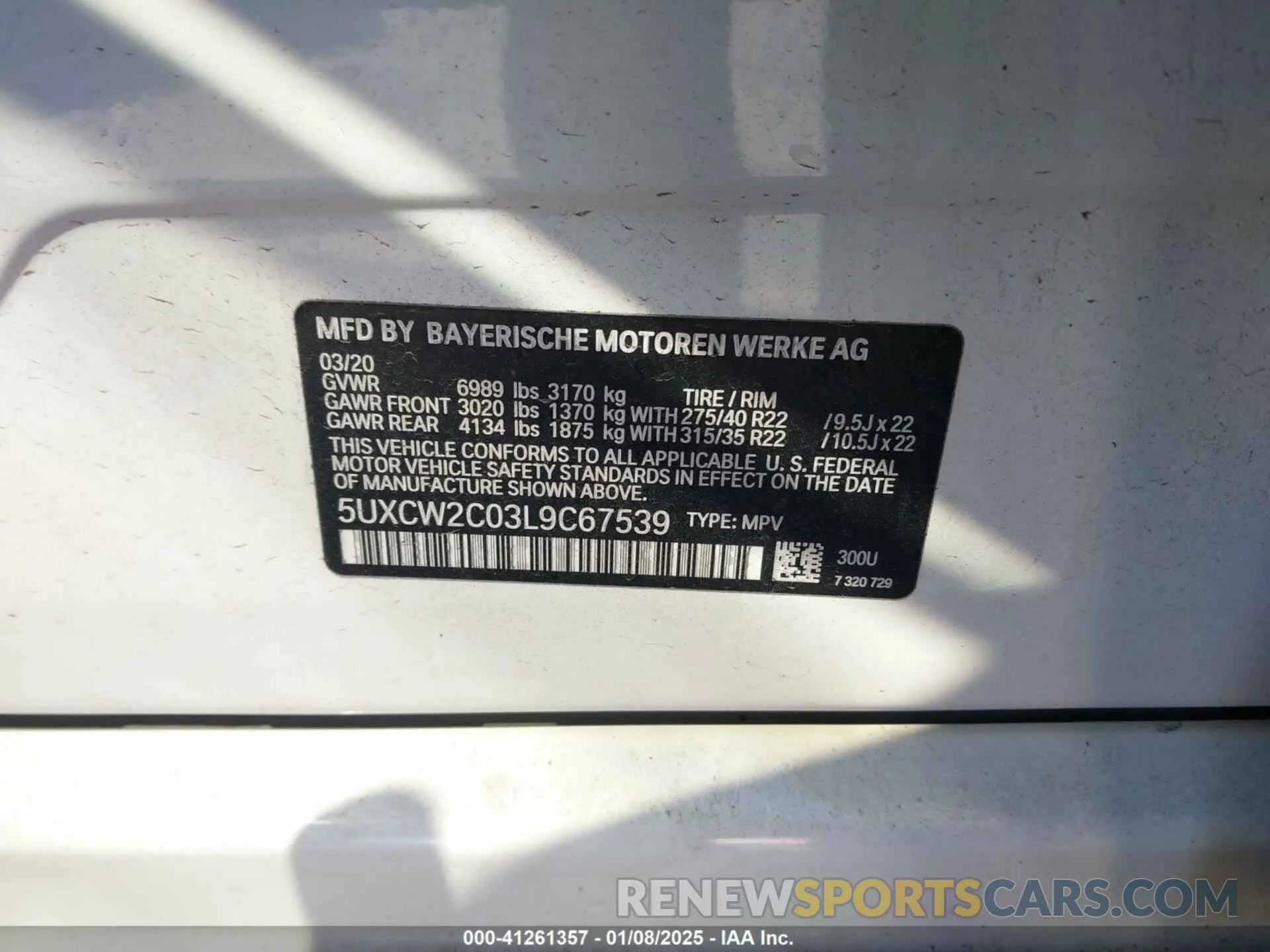 9 Photograph of a damaged car 5UXCW2C03L9C67539 BMW X7 2020