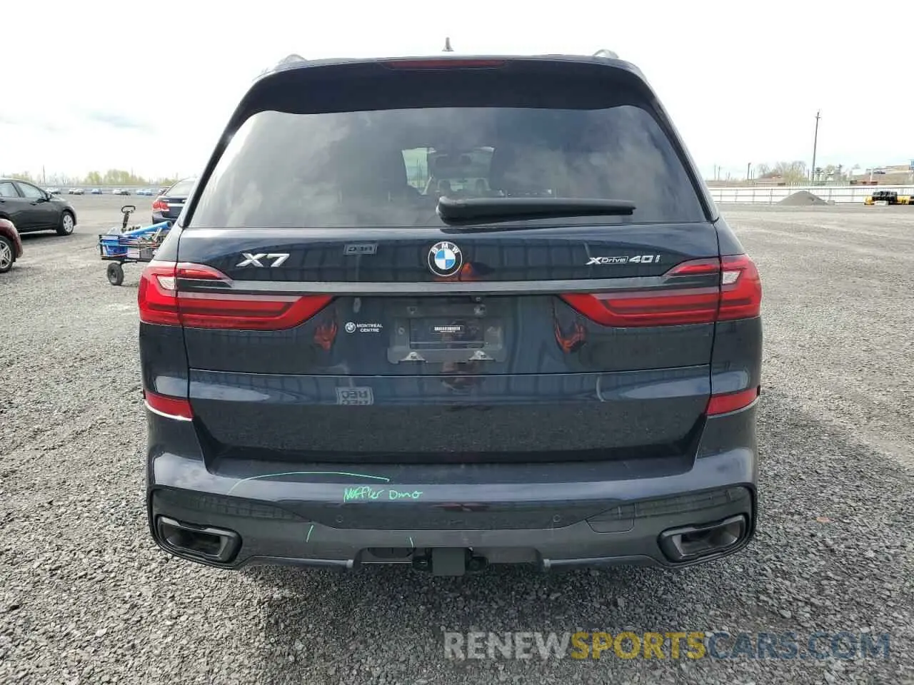 6 Photograph of a damaged car 5UXCW2C05L9B00745 BMW X7 2020