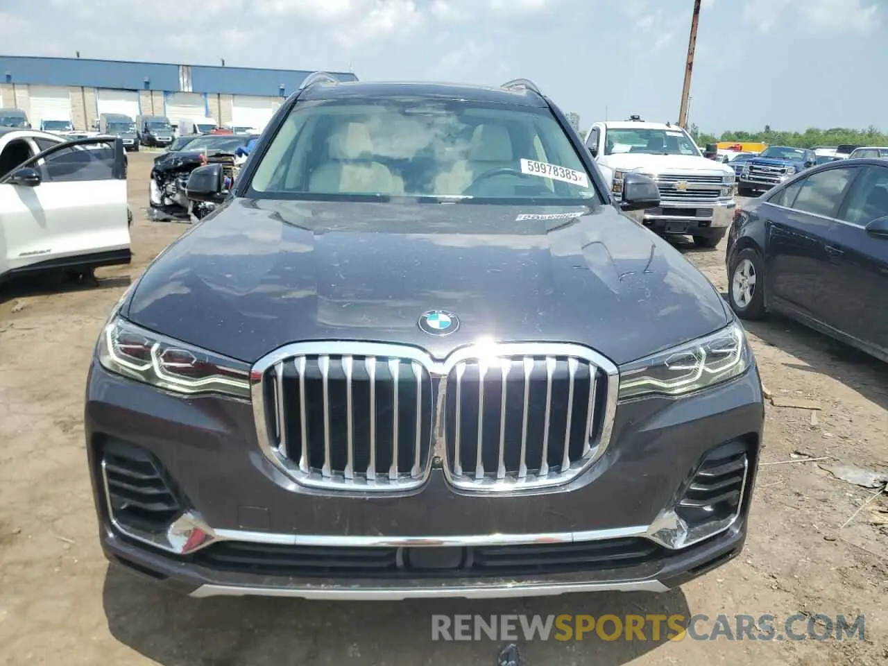 5 Photograph of a damaged car 5UXCW2C05L9B69211 BMW X7 2020