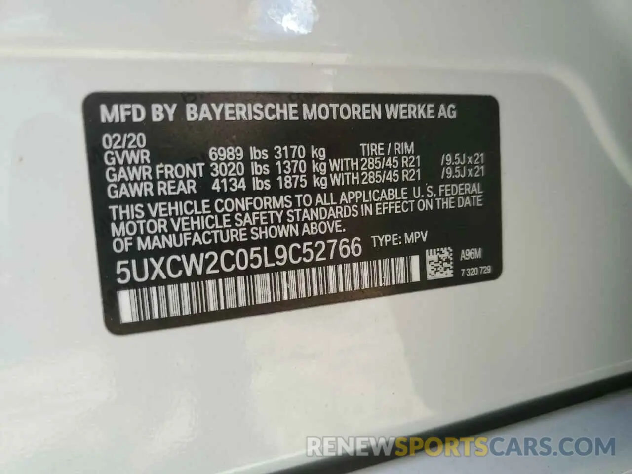 13 Photograph of a damaged car 5UXCW2C05L9C52766 BMW X7 2020