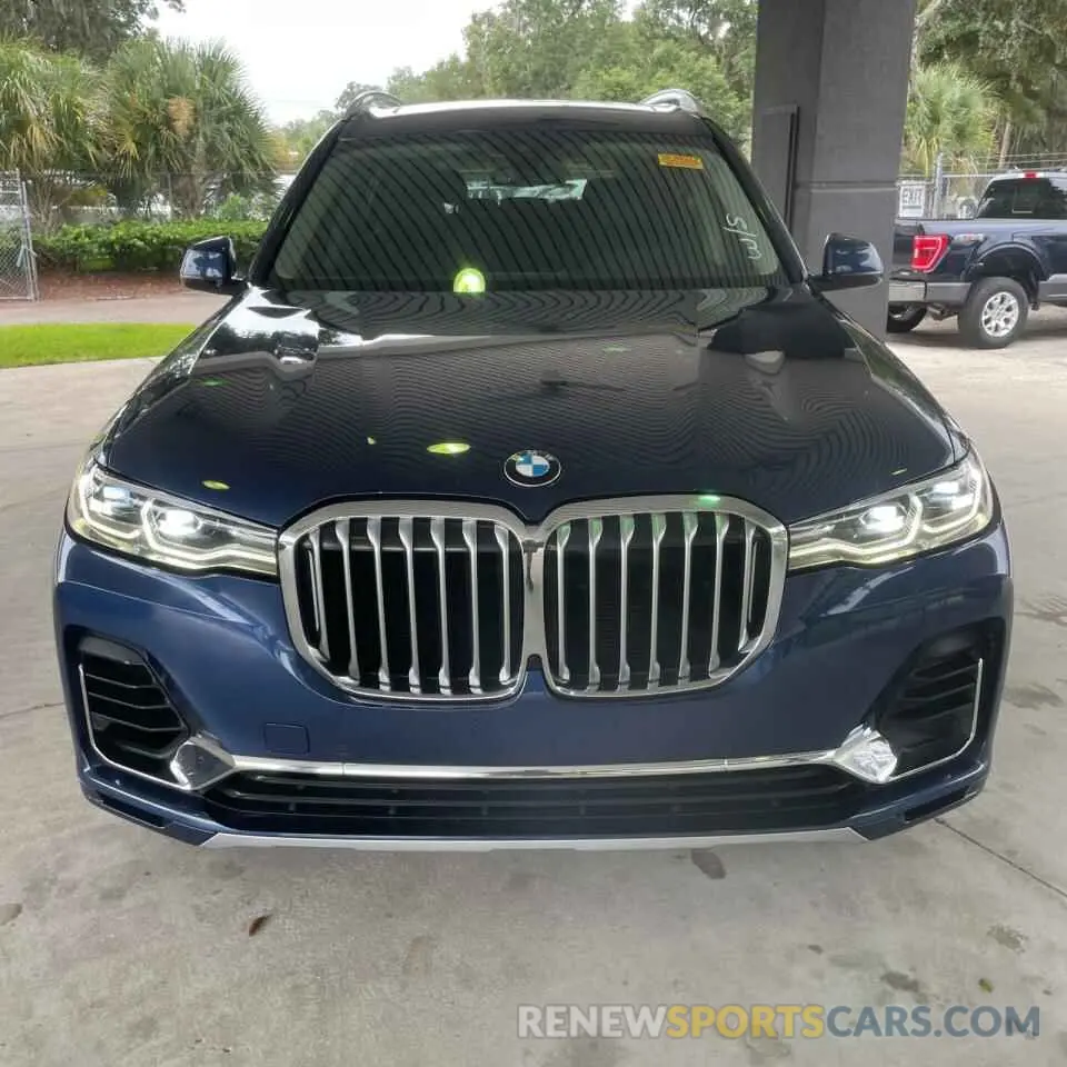 12 Photograph of a damaged car 5UXCW2C06L9B89046 BMW X7 2020