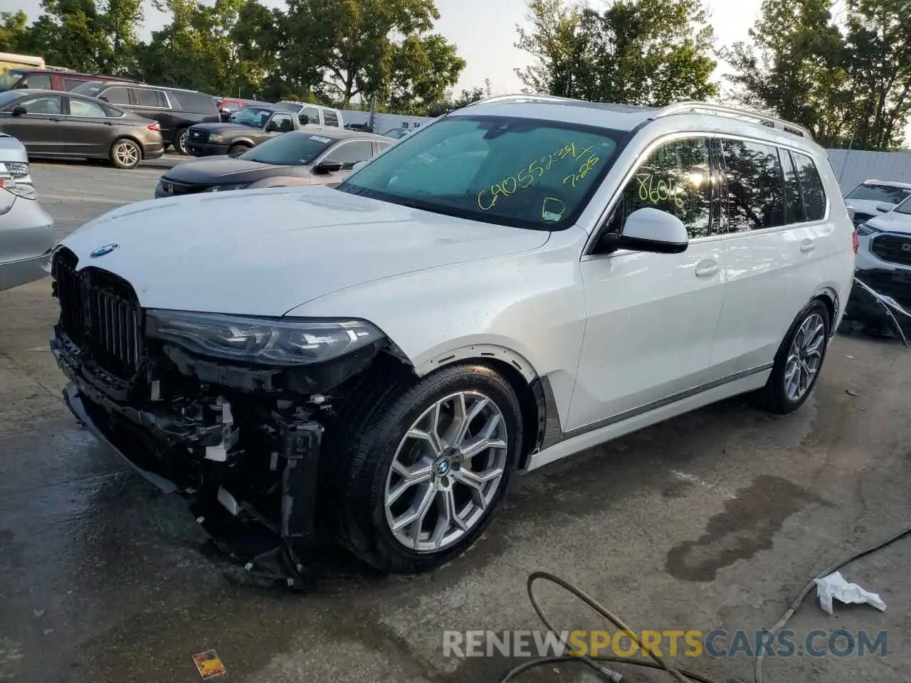 1 Photograph of a damaged car 5UXCW2C06L9C51044 BMW X7 2020