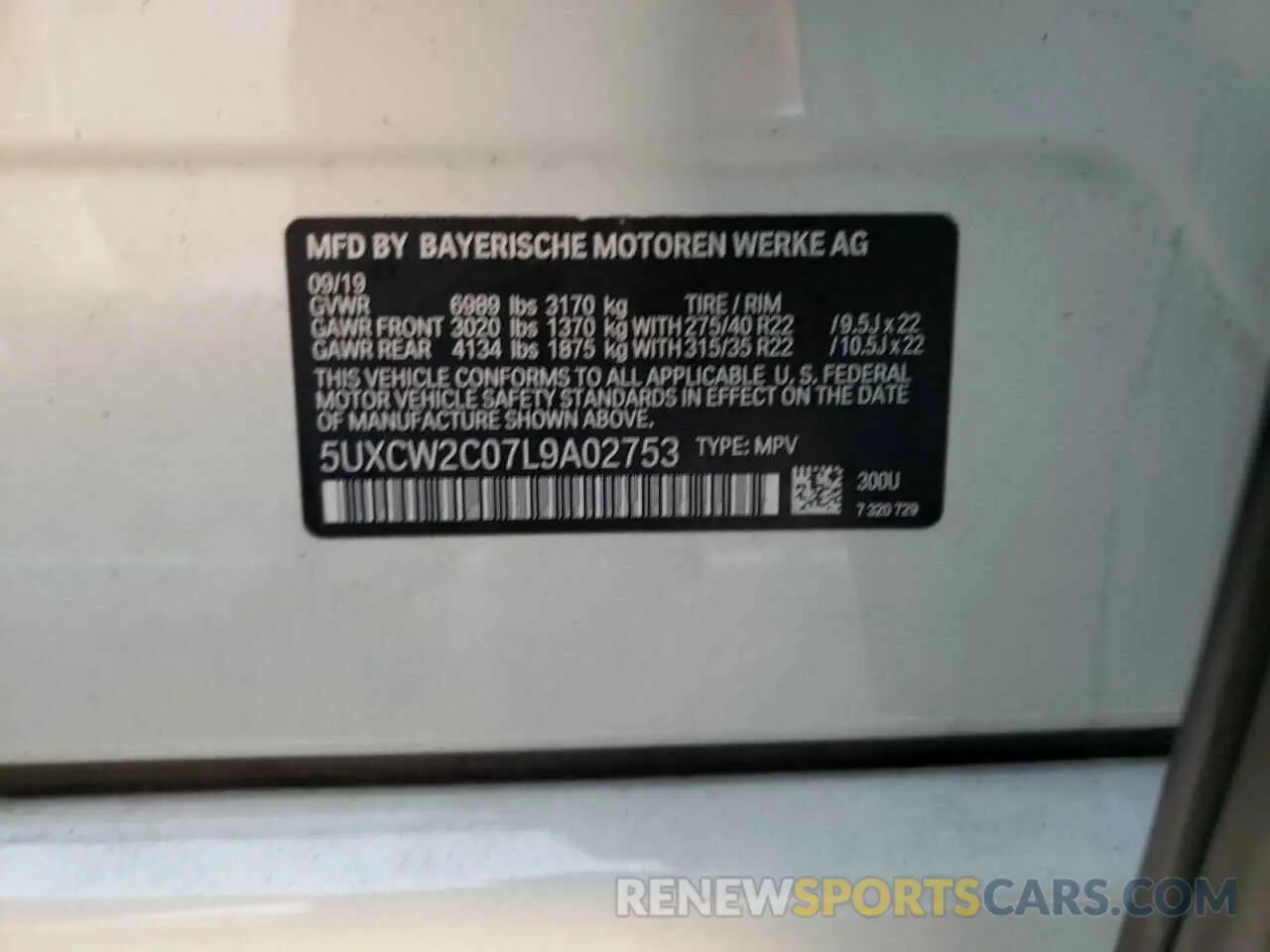 13 Photograph of a damaged car 5UXCW2C07L9A02753 BMW X7 2020