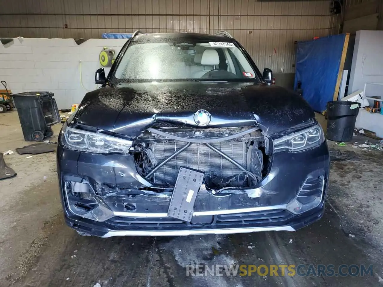 5 Photograph of a damaged car 5UXCW2C07L9A03580 BMW X7 2020