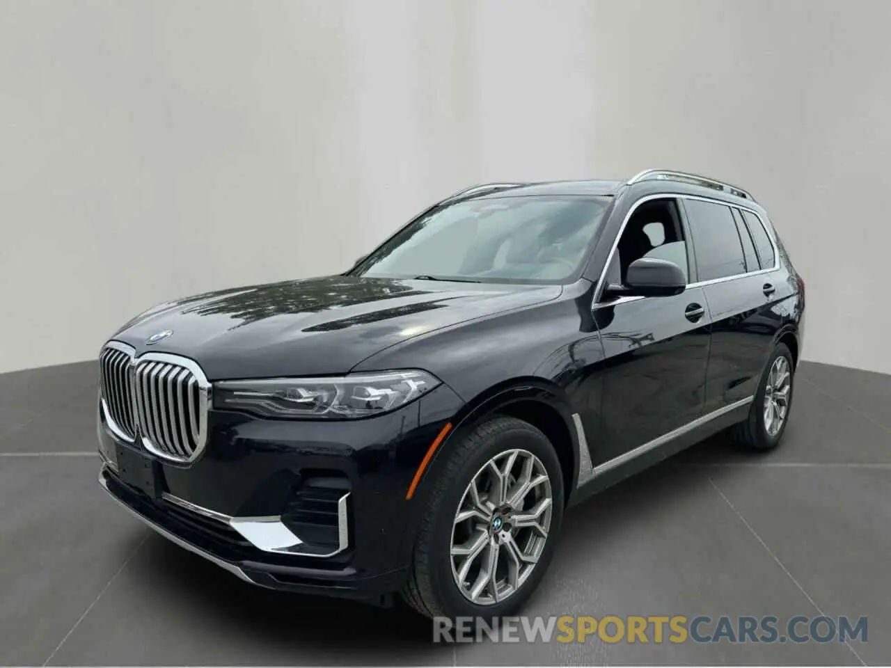 2 Photograph of a damaged car 5UXCW2C07L9B87158 BMW X7 2020