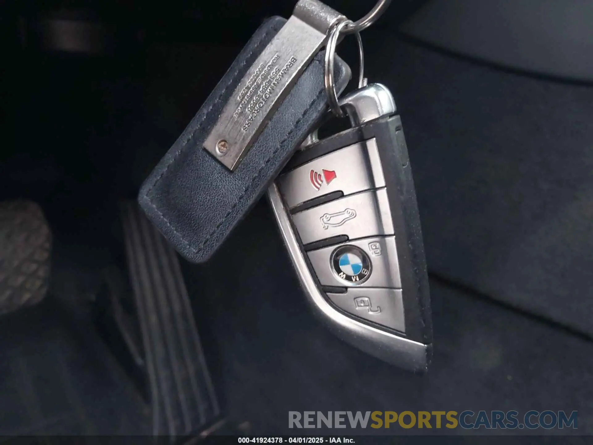 11 Photograph of a damaged car 5UXCW2C08L9A02096 BMW X7 2020