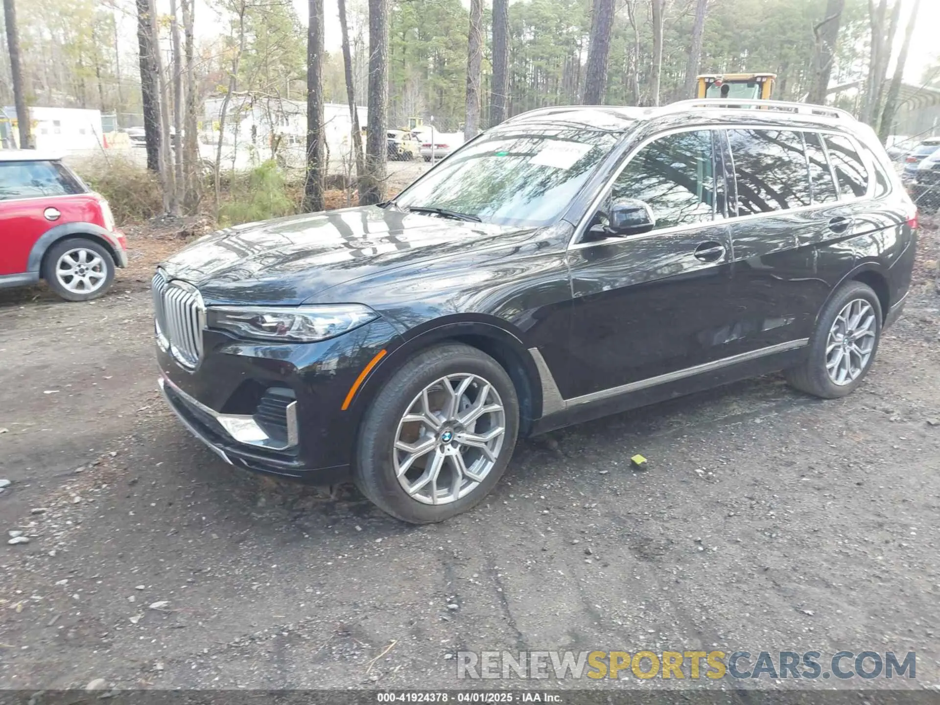 2 Photograph of a damaged car 5UXCW2C08L9A02096 BMW X7 2020