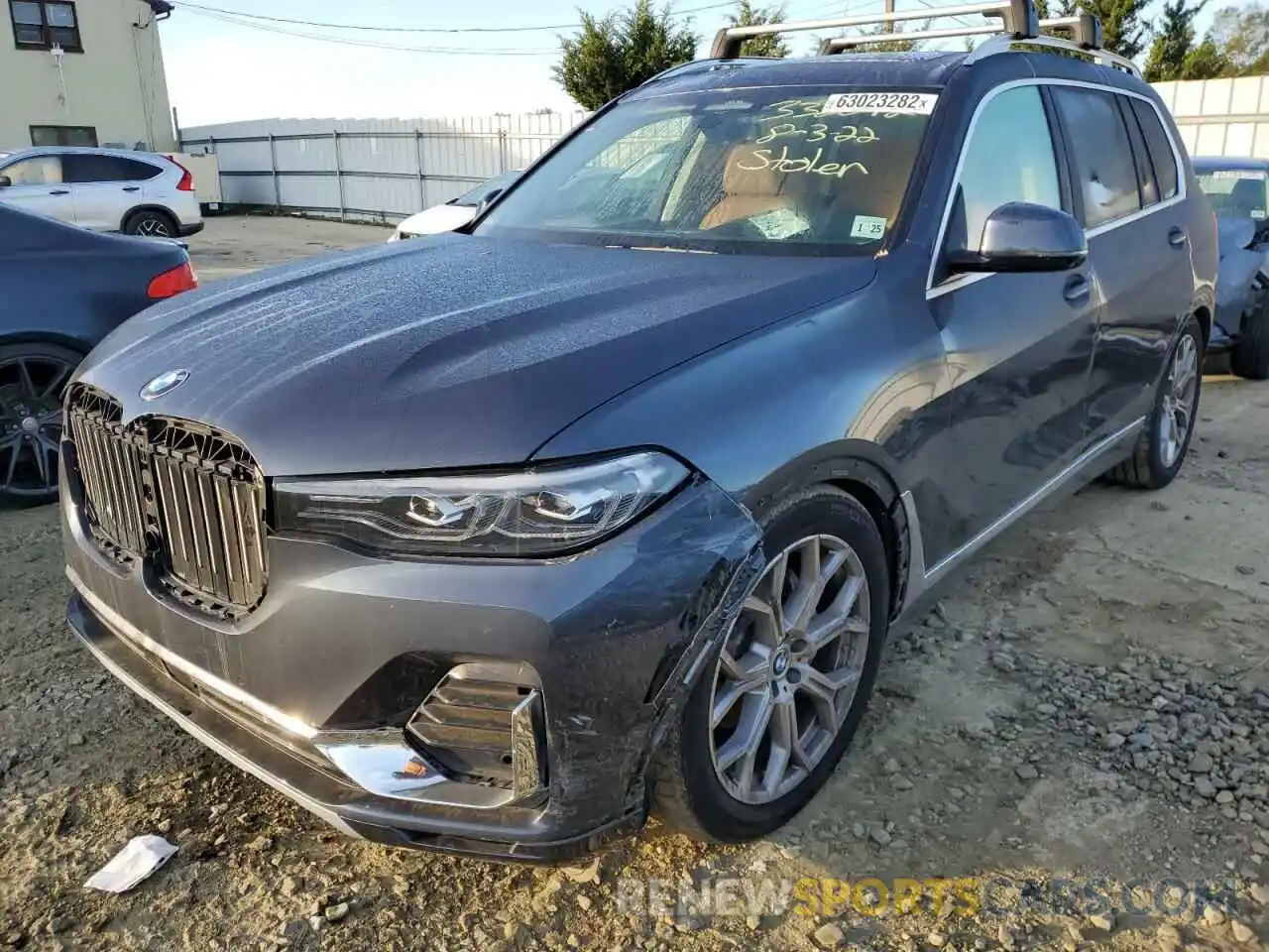 2 Photograph of a damaged car 5UXCW2C08L9B61720 BMW X7 2020