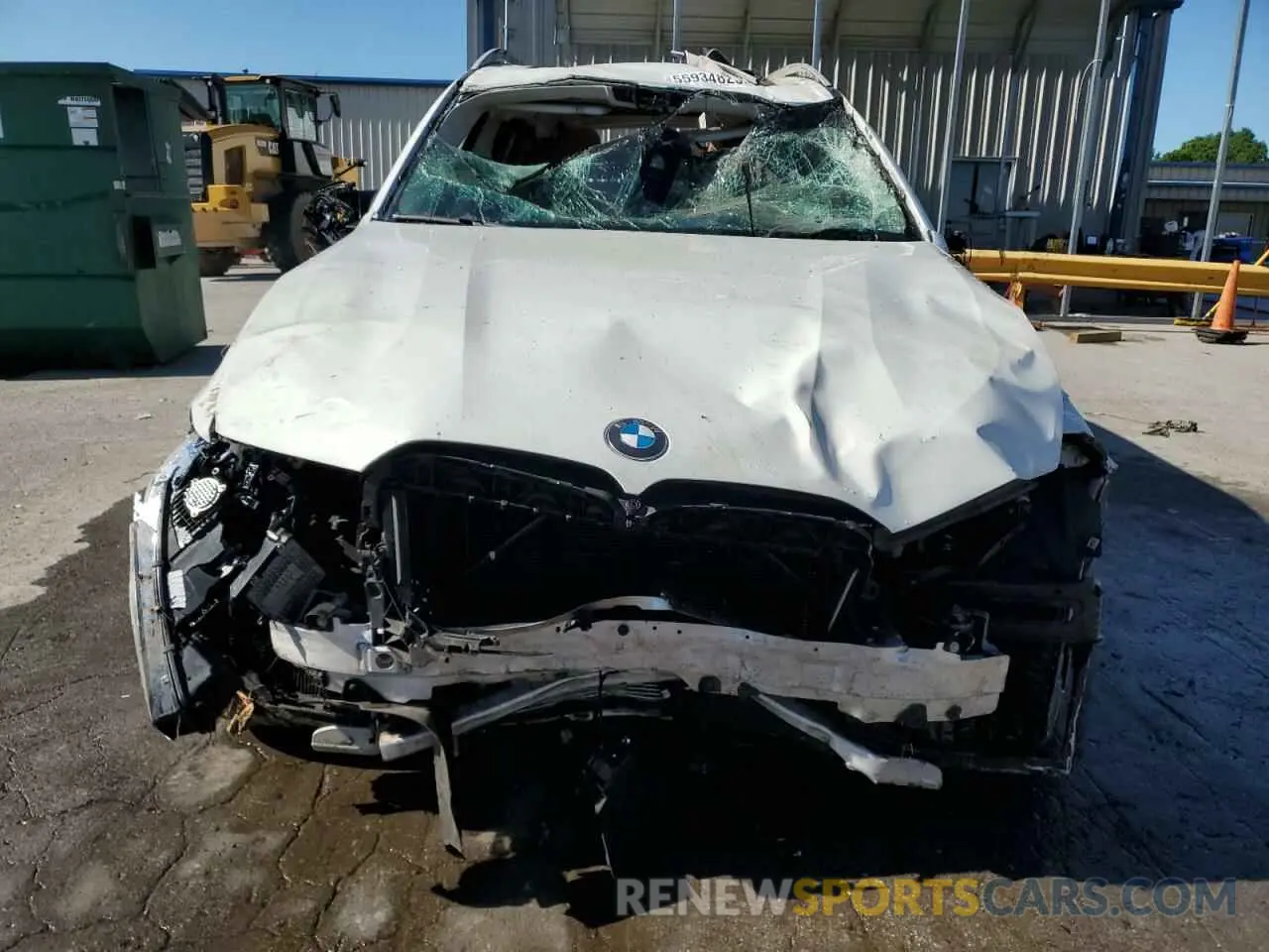 5 Photograph of a damaged car 5UXCW2C08L9B92949 BMW X7 2020