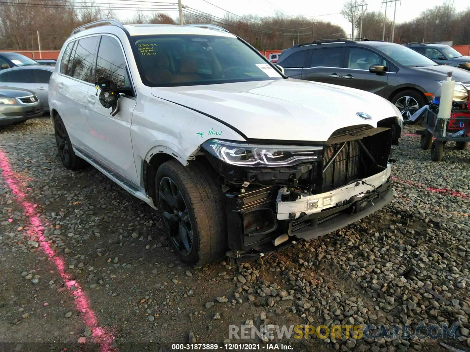 6 Photograph of a damaged car 5UXCW2C08L9C07269 BMW X7 2020