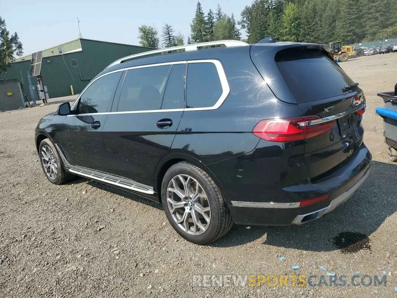 2 Photograph of a damaged car 5UXCW2C0XL9B92970 BMW X7 2020