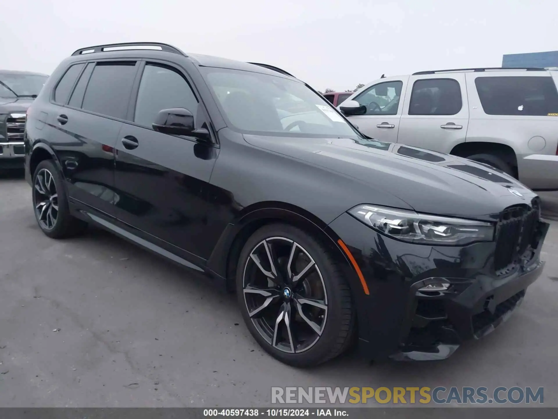 1 Photograph of a damaged car 5UXCW2C0XL9D43192 BMW X7 2020