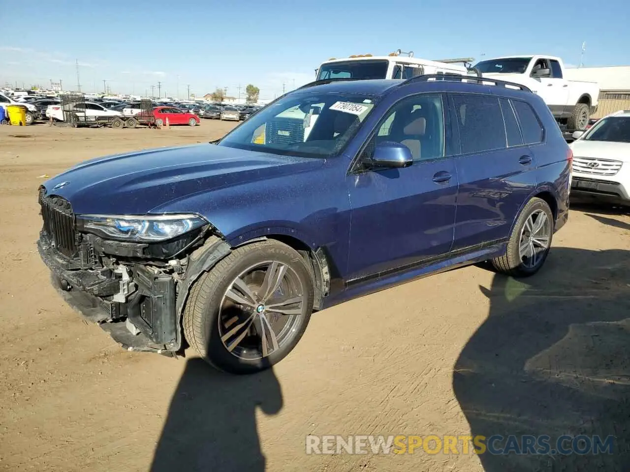 1 Photograph of a damaged car 5UXCX6C0XL9C02983 BMW X7 2020