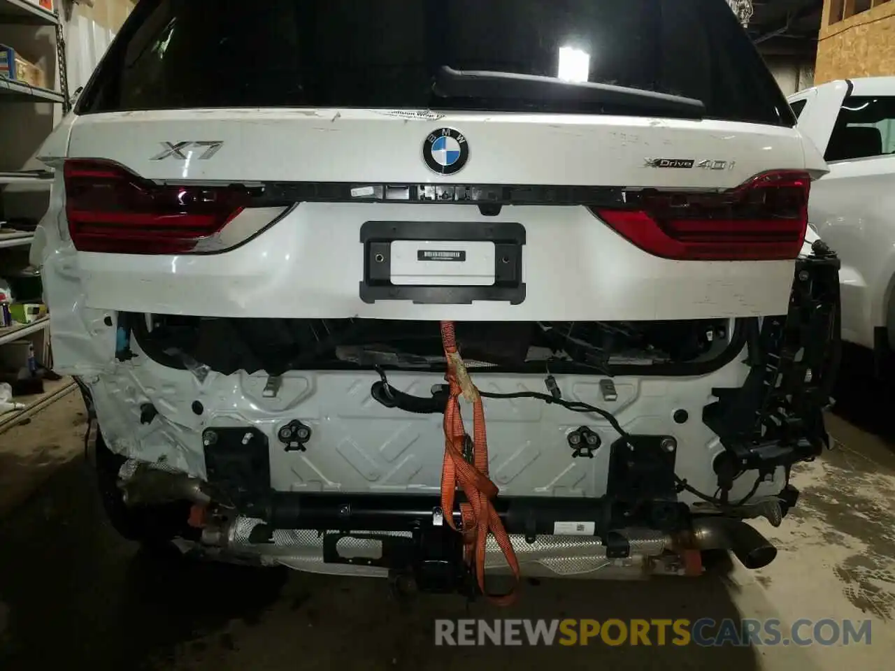 9 Photograph of a damaged car 5UXCW2C00M9E05894 BMW X7 2021