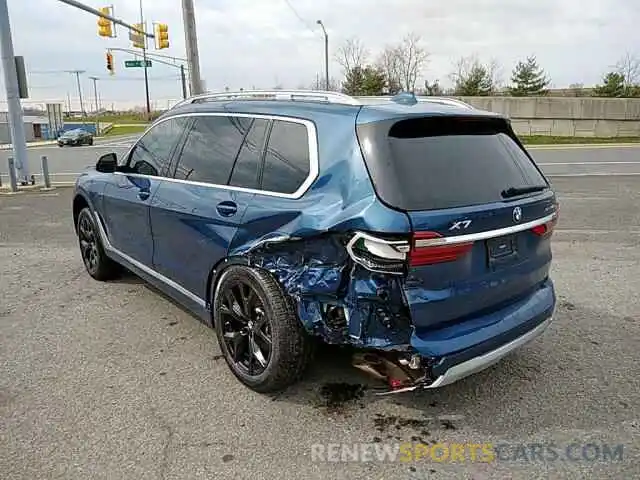 4 Photograph of a damaged car 5UXCW2C00M9E24025 BMW X7 2021