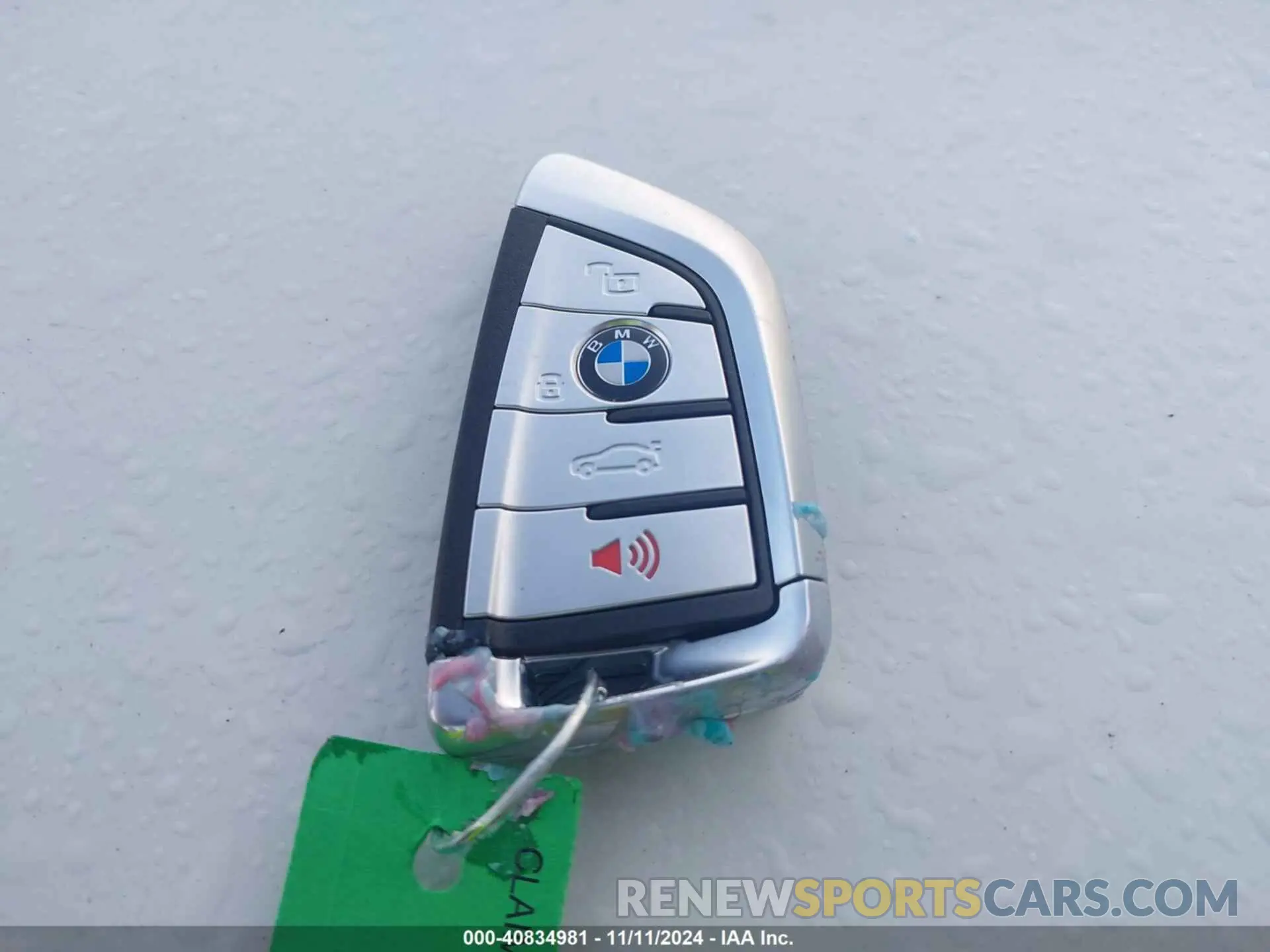 11 Photograph of a damaged car 5UXCW2C00M9G03360 BMW X7 2021