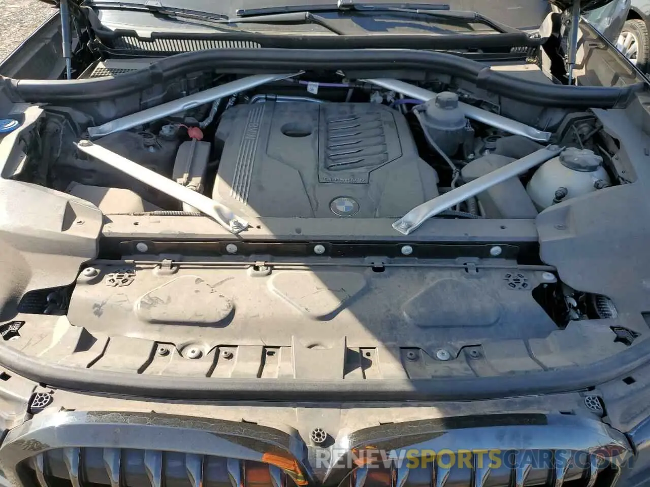 12 Photograph of a damaged car 5UXCW2C00M9H04673 BMW X7 2021