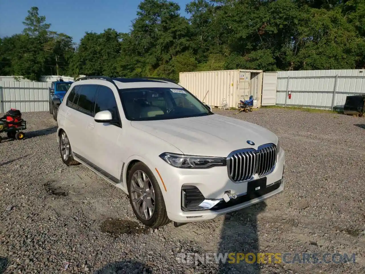 1 Photograph of a damaged car 5UXCW2C01M9E46552 BMW X7 2021