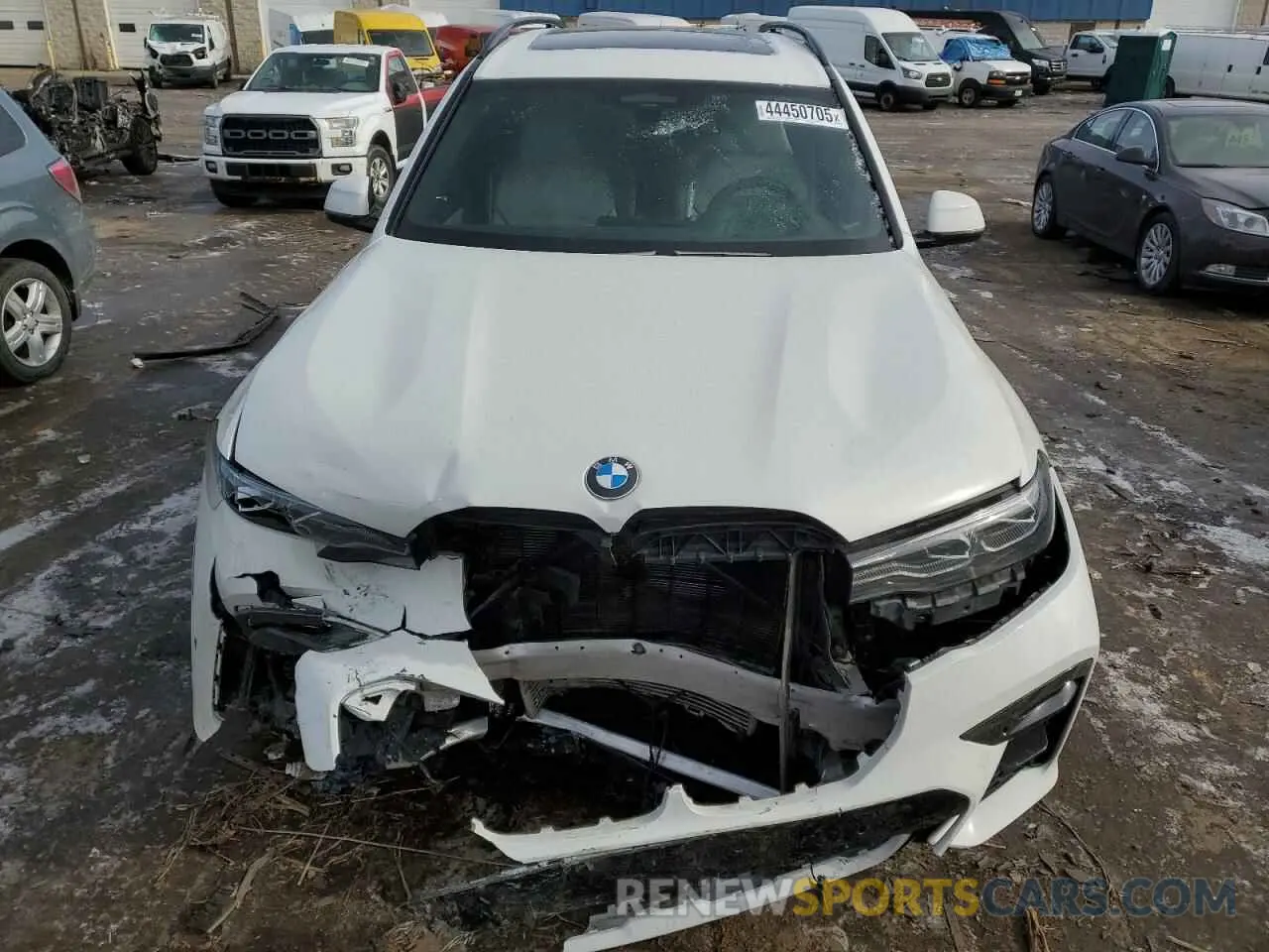 5 Photograph of a damaged car 5UXCW2C01M9E59155 BMW X7 2021