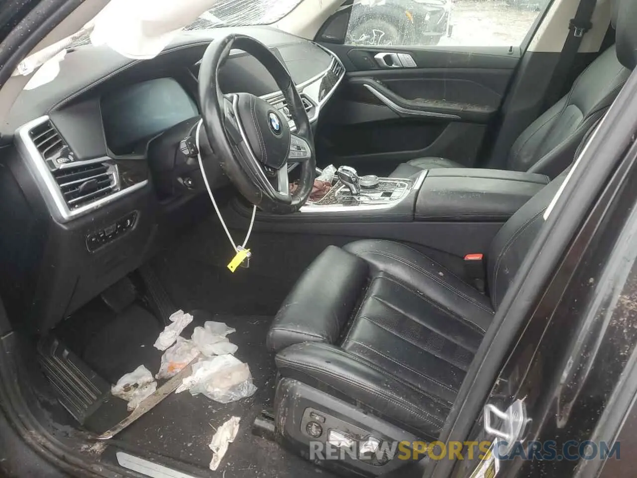 7 Photograph of a damaged car 5UXCW2C01M9G39459 BMW X7 2021