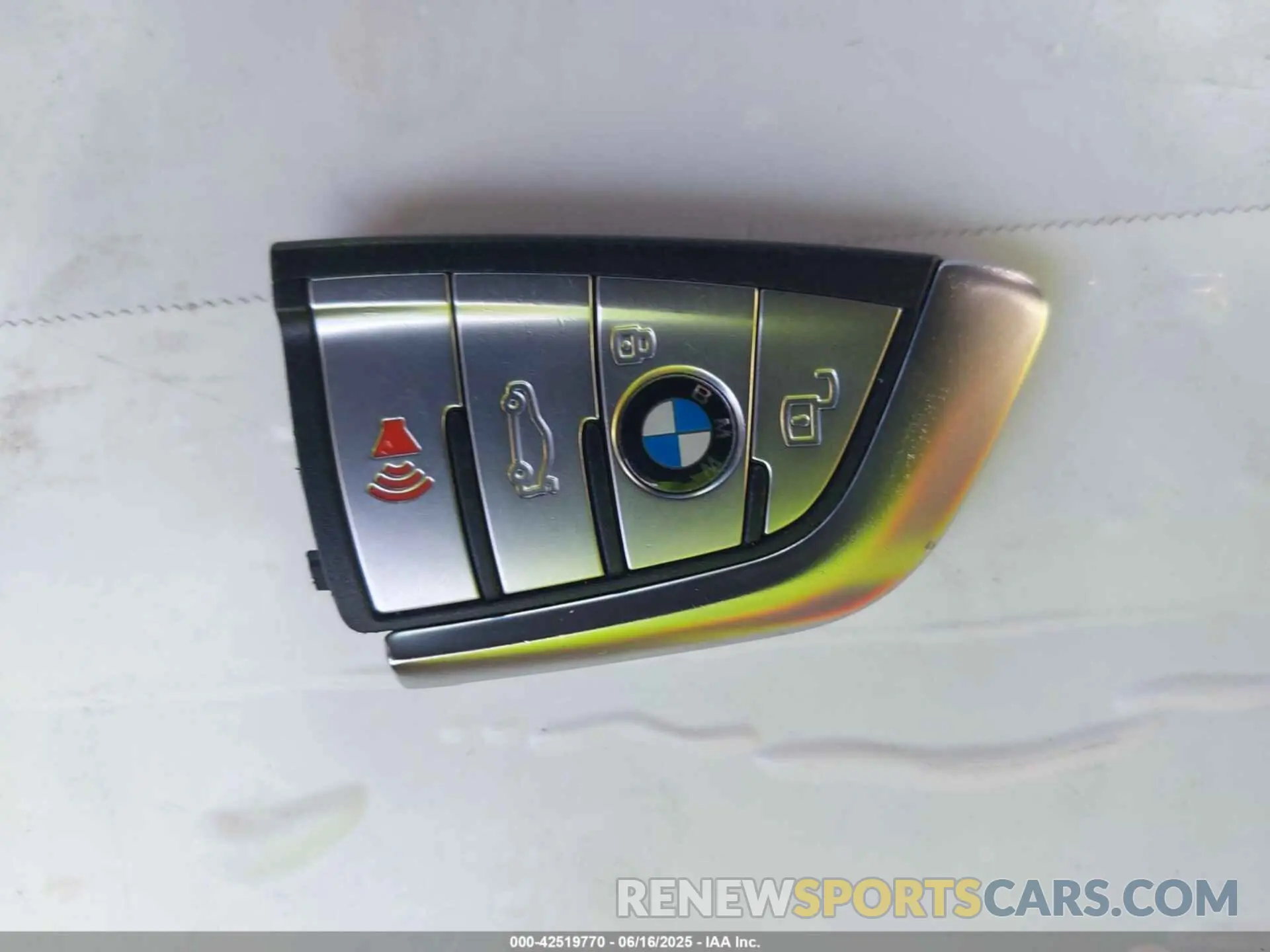 11 Photograph of a damaged car 5UXCW2C04M9E25551 BMW X7 2021