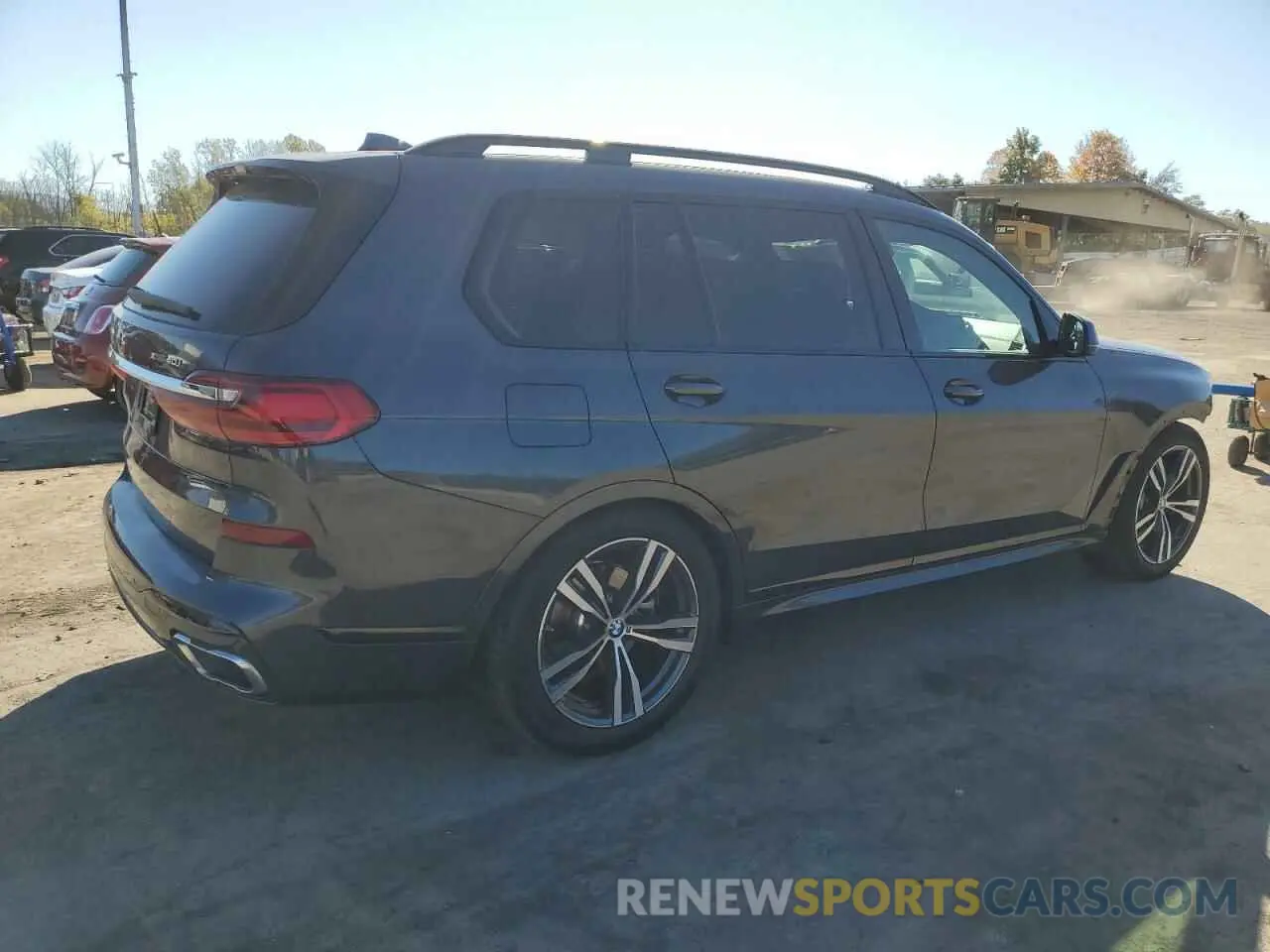 3 Photograph of a damaged car 5UXCW2C04M9G58636 BMW X7 2021