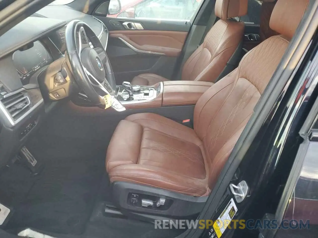 7 Photograph of a damaged car 5UXCW2C05M9F28347 BMW X7 2021