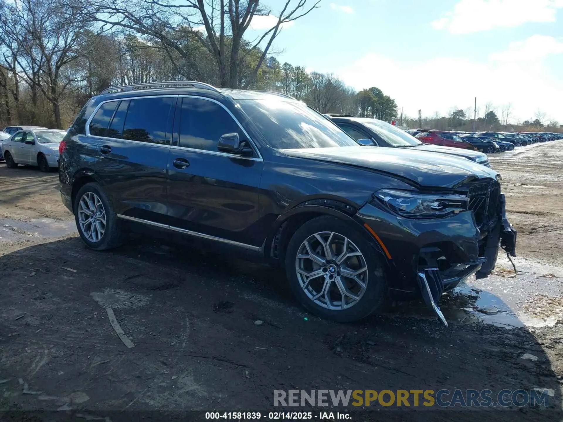 13 Photograph of a damaged car 5UXCW2C05M9G56541 BMW X7 2021