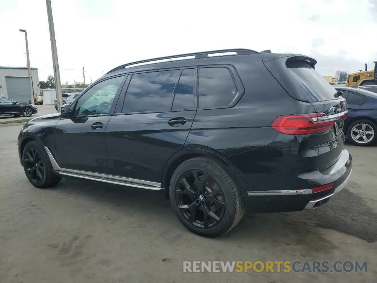 2 Photograph of a damaged car 5UXCW2C06M9E44604 BMW X7 2021