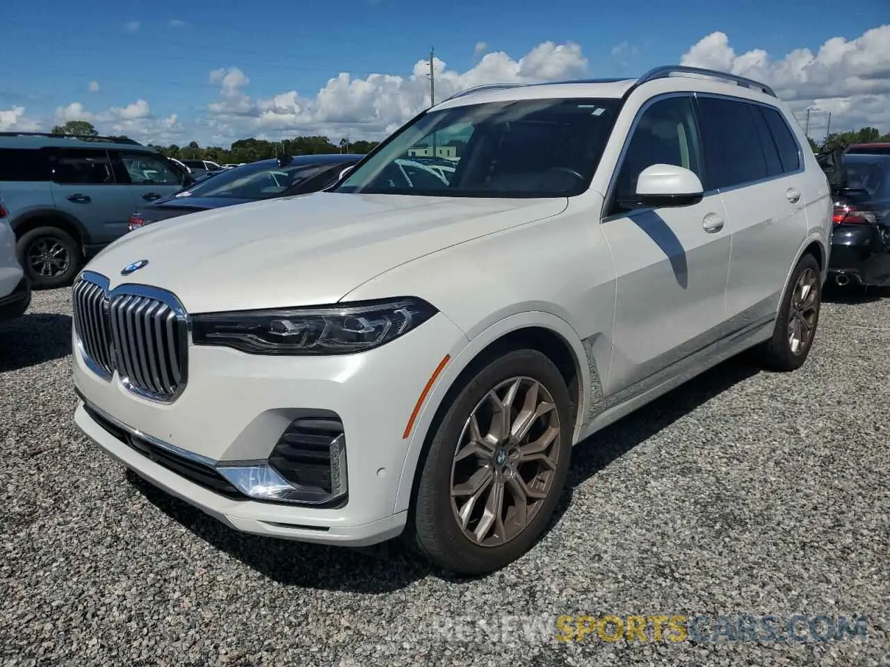 1 Photograph of a damaged car 5UXCW2C06M9F32696 BMW X7 2021