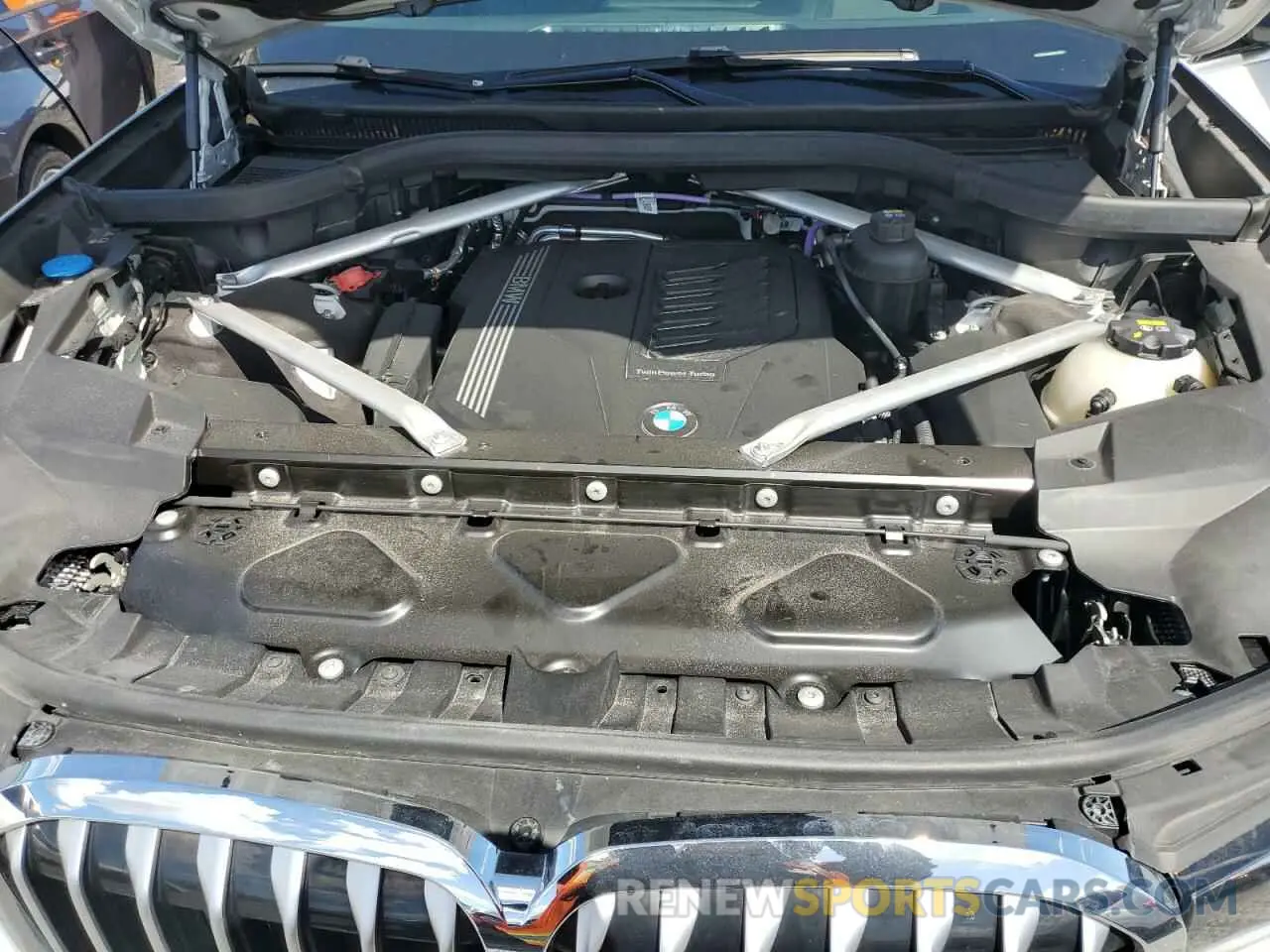12 Photograph of a damaged car 5UXCW2C06M9F32696 BMW X7 2021