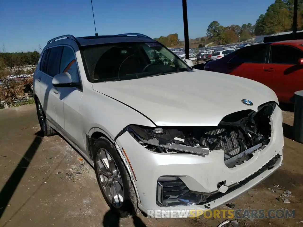 1 Photograph of a damaged car 5UXCW2C06M9H12051 BMW X7 2021