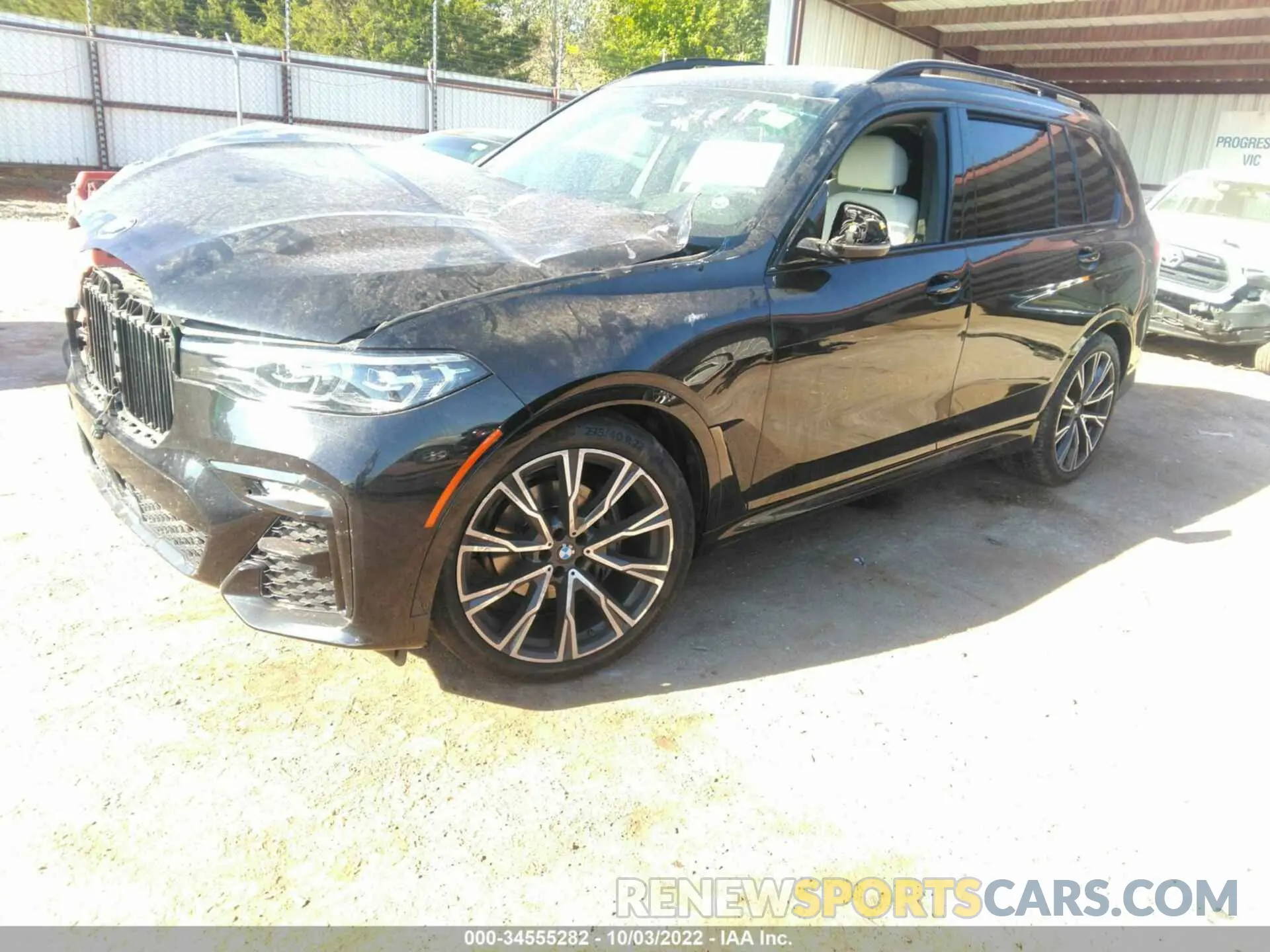2 Photograph of a damaged car 5UXCW2C08M9D77312 BMW X7 2021