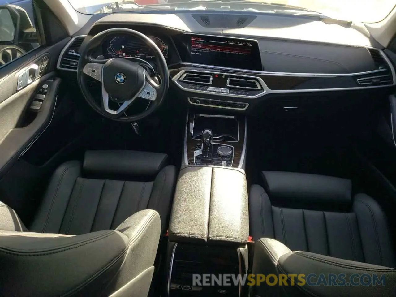 8 Photograph of a damaged car 5UXCW2C09M9E68007 BMW X7 2021