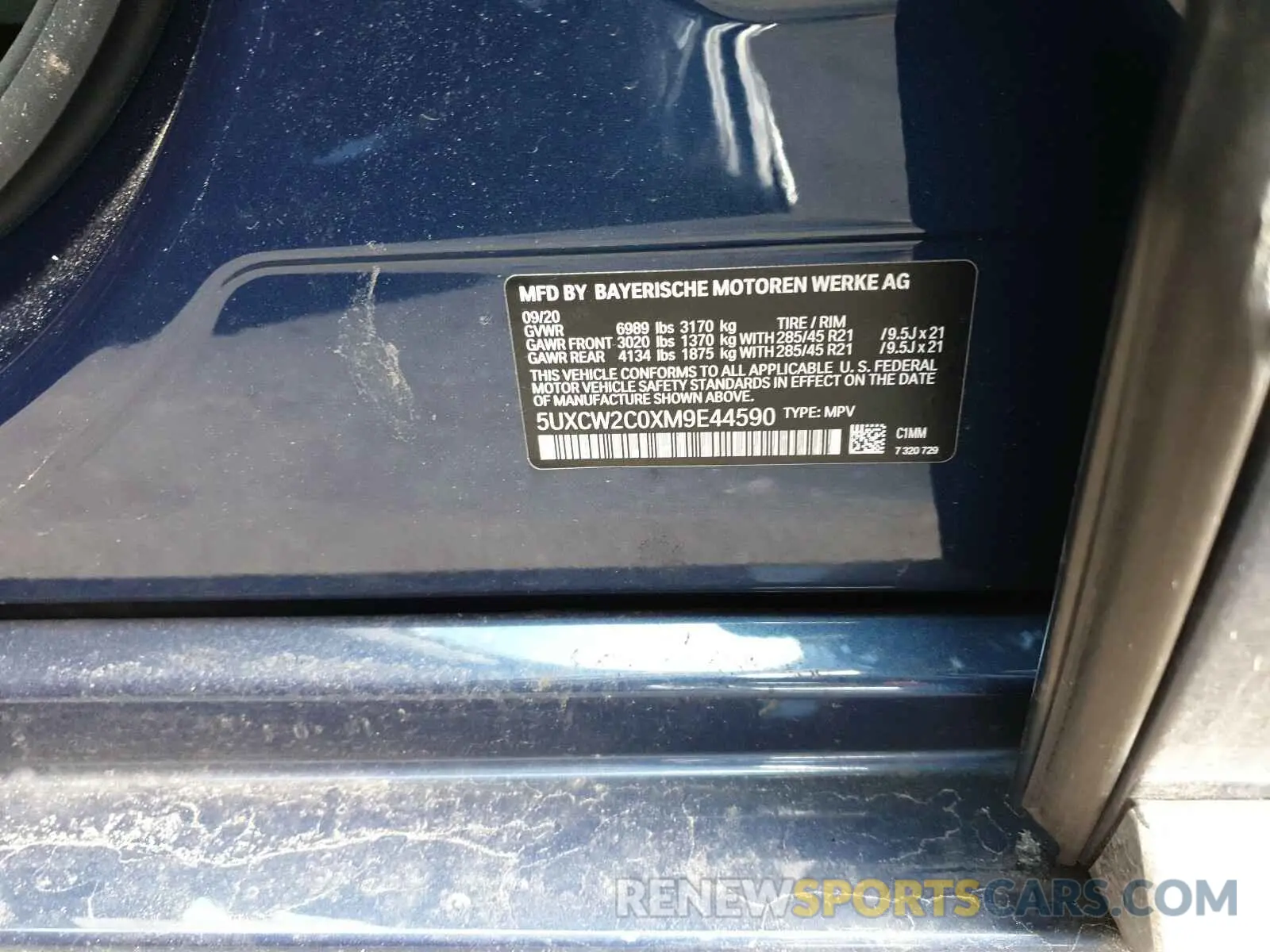 10 Photograph of a damaged car 5UXCW2C0XM9E44590 BMW X7 2021