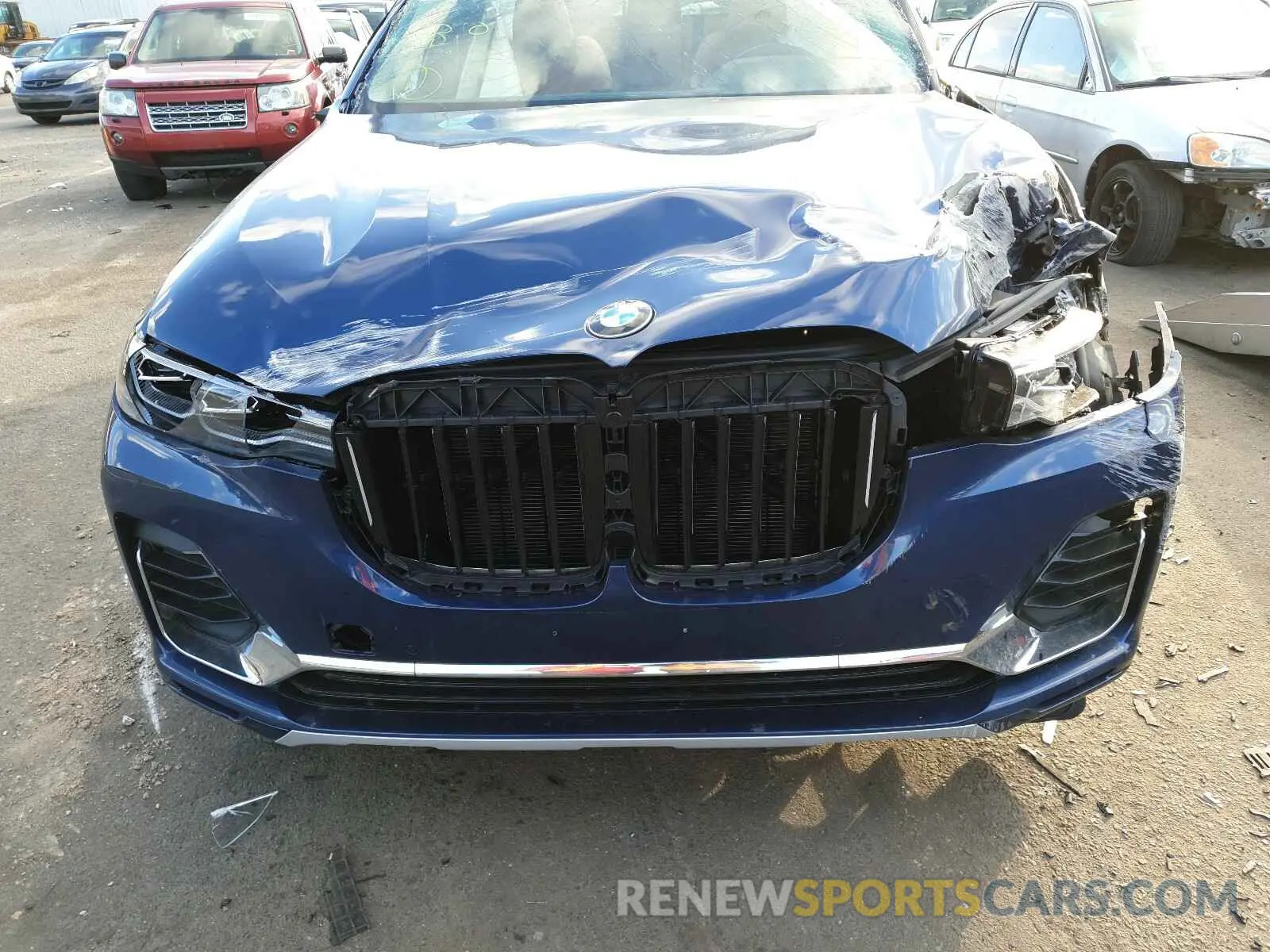7 Photograph of a damaged car 5UXCW2C0XM9E44590 BMW X7 2021