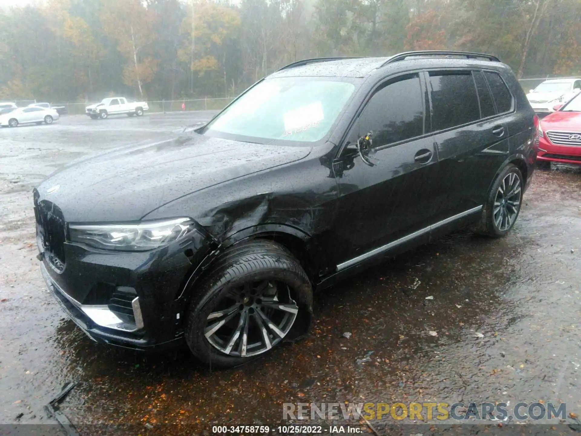 2 Photograph of a damaged car 5UXCW2C0XM9F81481 BMW X7 2021