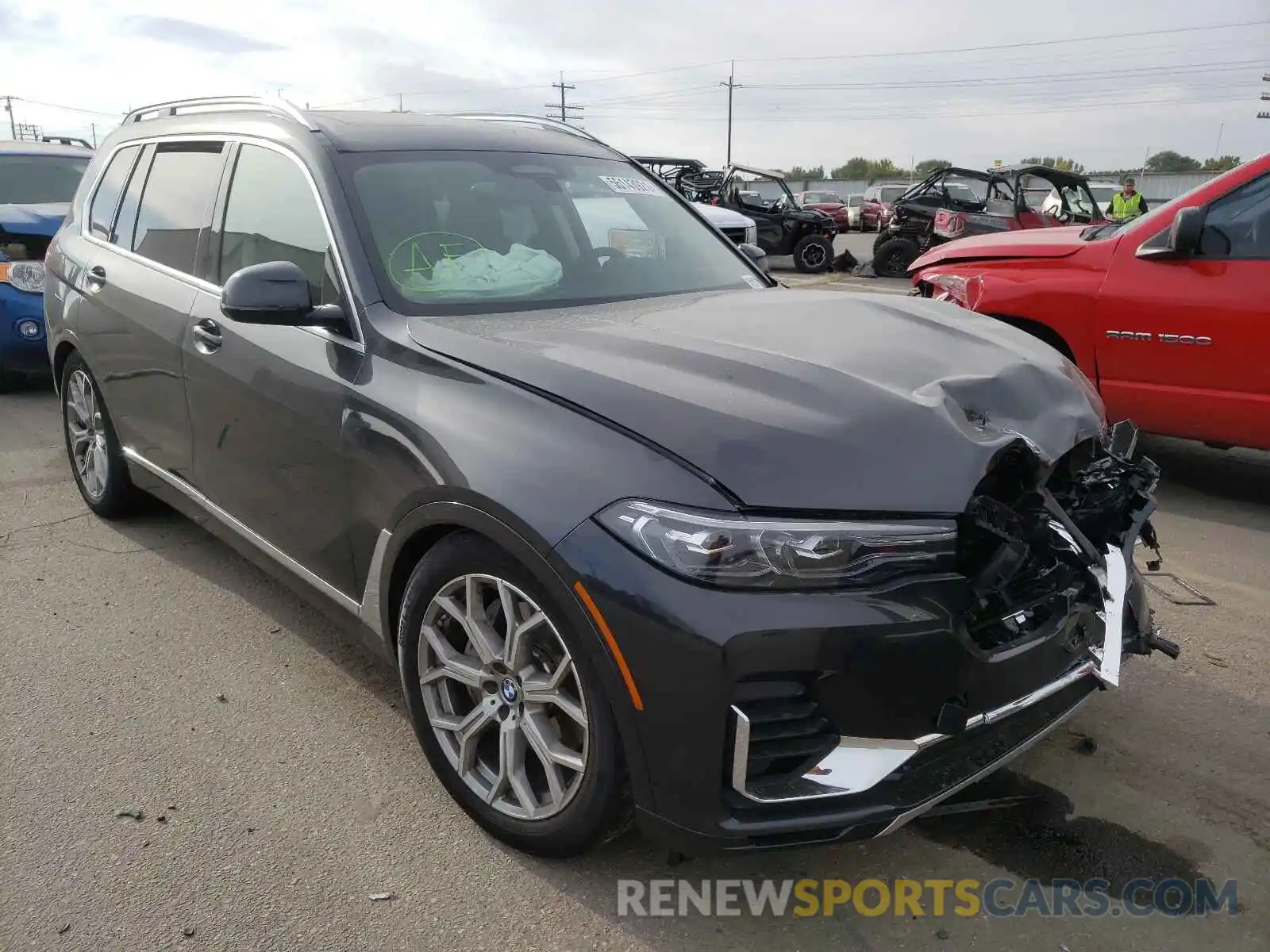 1 Photograph of a damaged car 5UXCW2C0XM9G56499 BMW X7 2021