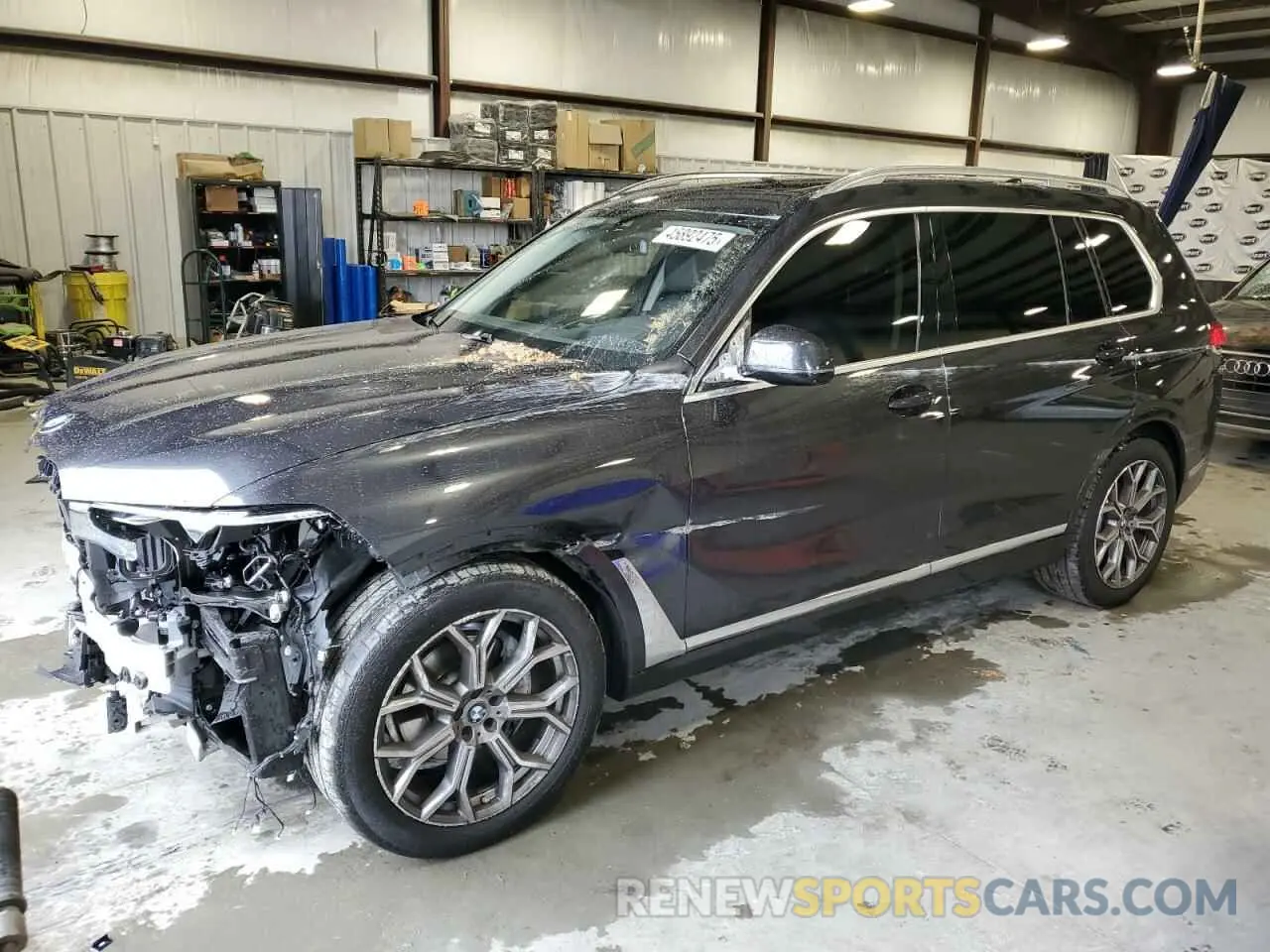 1 Photograph of a damaged car 5UXCW2C0XM9H51936 BMW X7 2021