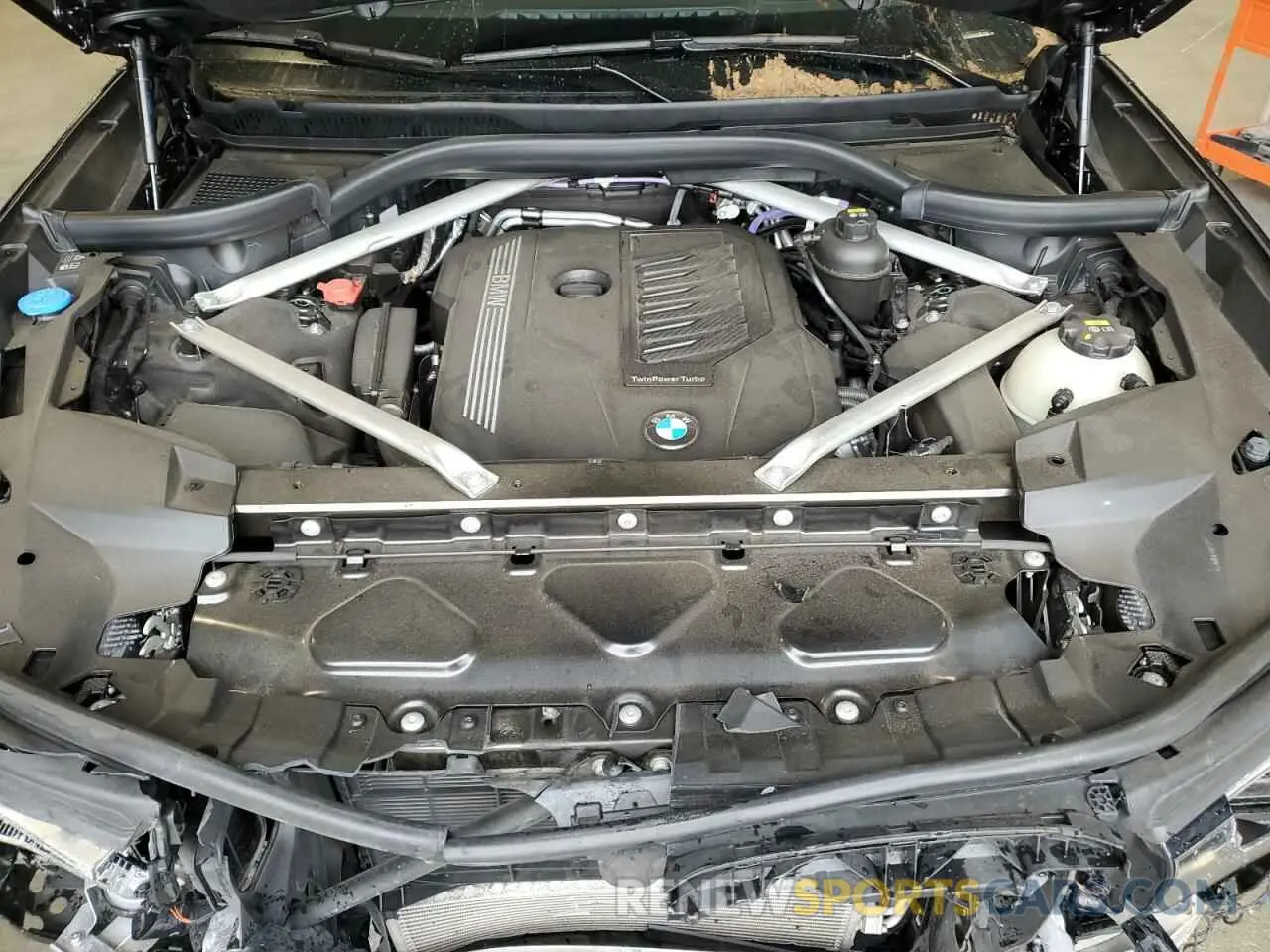 14 Photograph of a damaged car 5UXCW2C0XM9H51936 BMW X7 2021
