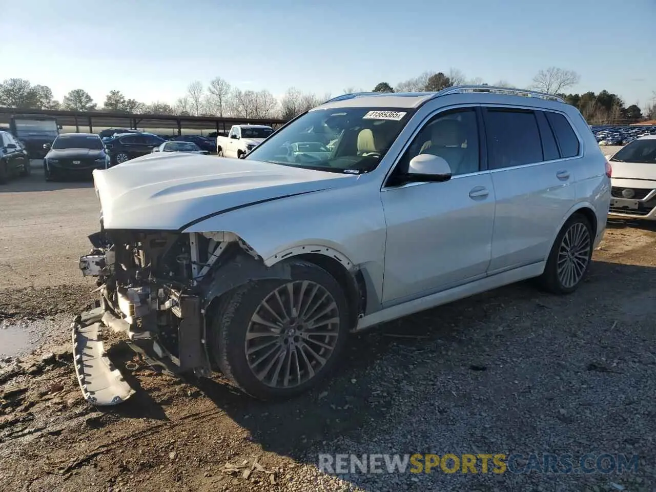 1 Photograph of a damaged car 5UXCW2C0XM9H58613 BMW X7 2021