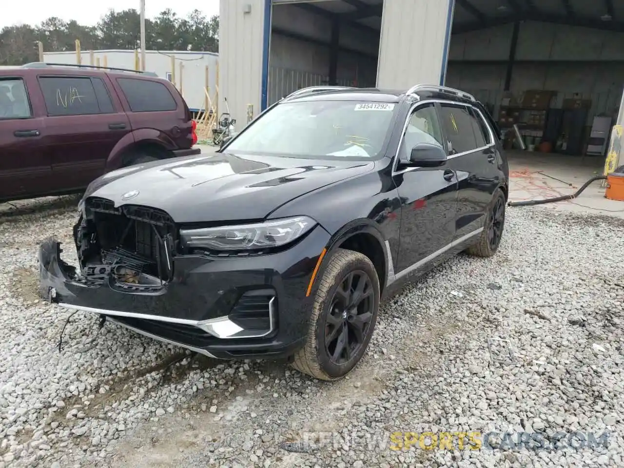 2 Photograph of a damaged car 5UXCW2C0XM9H82202 BMW X7 2021