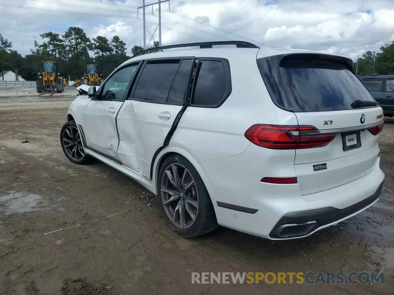 2 Photograph of a damaged car 5UXCX6C00M9H20912 BMW X7 2021