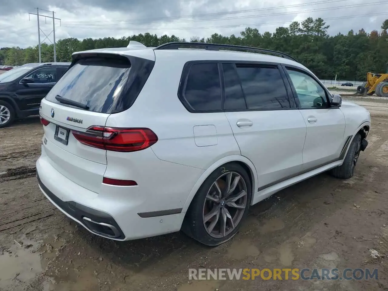 3 Photograph of a damaged car 5UXCX6C00M9H20912 BMW X7 2021
