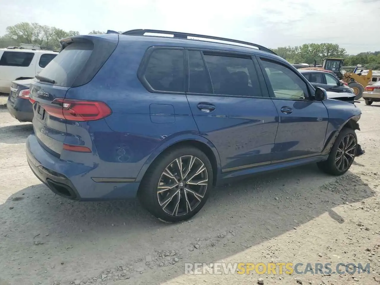3 Photograph of a damaged car 5UXCX6C02M9G27163 BMW X7 2021