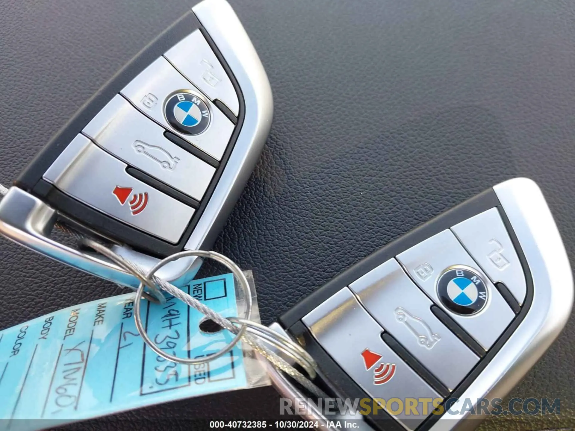 11 Photograph of a damaged car 5UXCX6C06M9H39335 BMW X7 2021