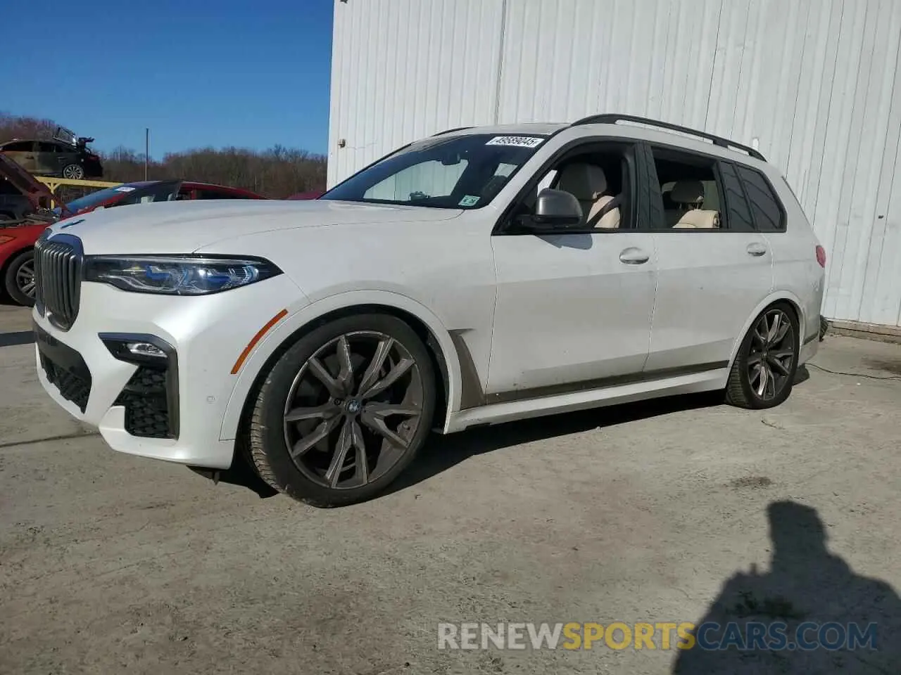 1 Photograph of a damaged car 5UXCX6C07M9E62761 BMW X7 2021