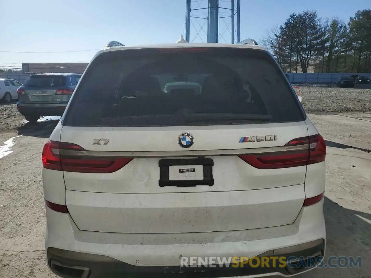 6 Photograph of a damaged car 5UXCX6C07M9E62761 BMW X7 2021